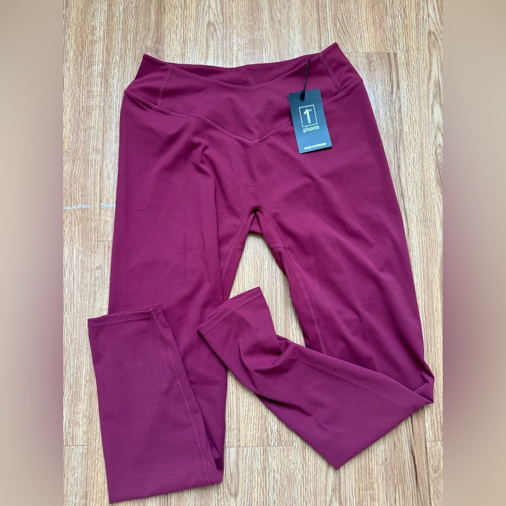 1st Phorm Women's Maroon Periscope Leggings
